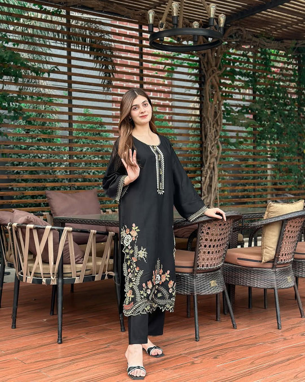LIA LAWN EMB 2PC